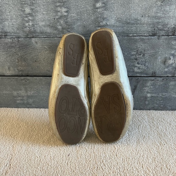 Franco Sarto Melania Leather Gold Slip On Flat - Picture 4 of 5